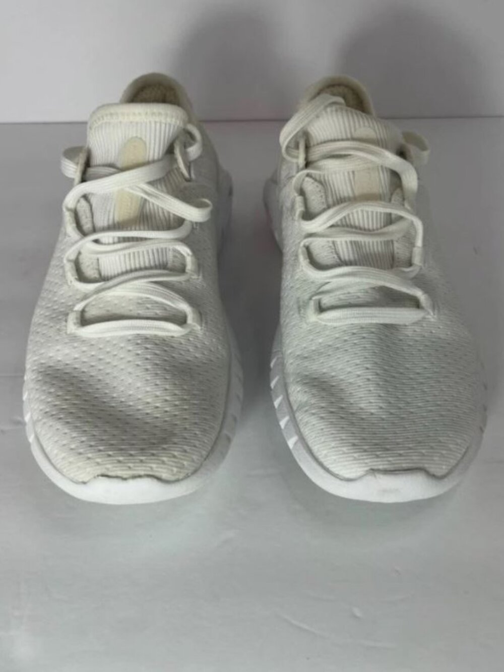 Under Armour Mens 3024630-100 UA HOVR SLK White Running Shoes Size 6.5